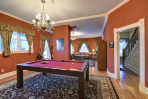 Governor's Mansion Guest Suites For Big Groups